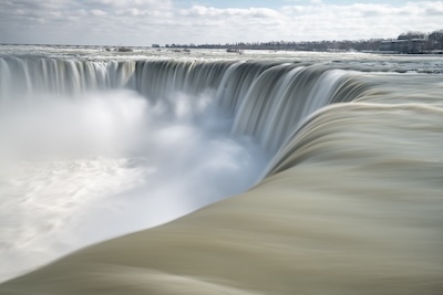 AI 스타트업의 성공을 이끄는 비즈니스 모델: 사례 연구와 실천 전략